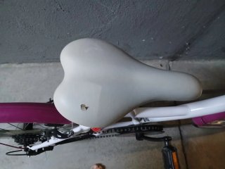 Bicicleta niña blanca y rosa