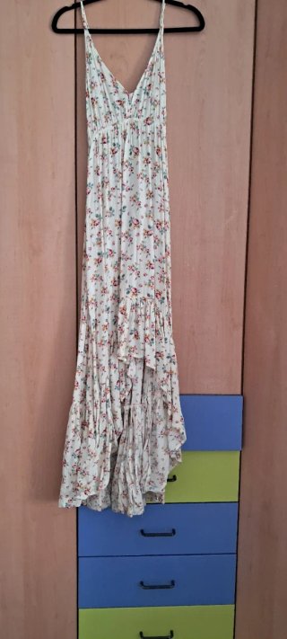 Vestido largo floral blanco y rosa