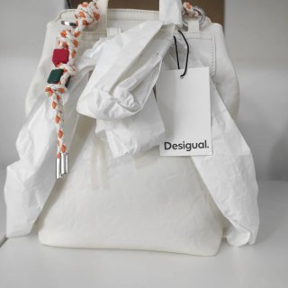 Zaino Desigual bianco con manico intrecciato