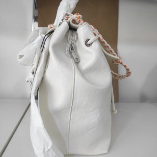 Zaino Desigual bianco con manico intrecciato