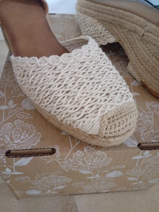 Sandalias cuña esparto beige