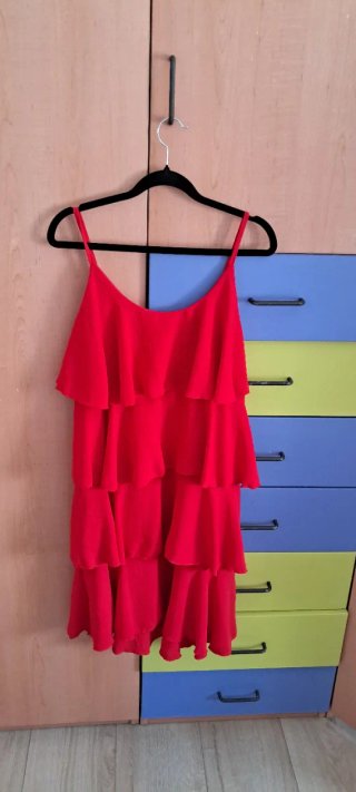 Vestido rojo con volantes