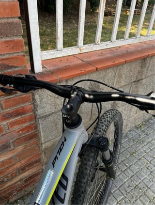 Bicicleta Specialized Pitch Gris