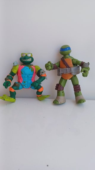 2 Figuras Tortugas Ninja Clásicas