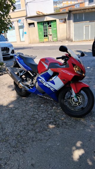 Honda CBR 600 F4i 2001 Roja/Azul