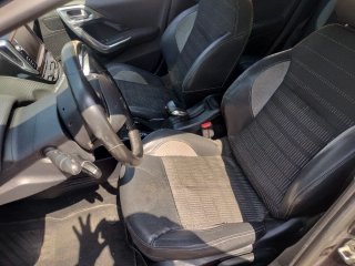 Peugeot 2008 2015