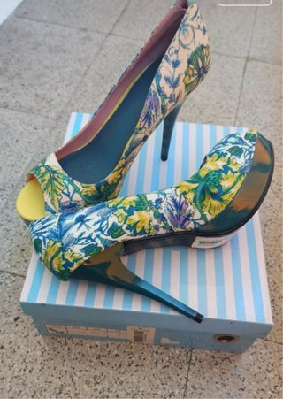 Zapatos tropicales 39 sin usar