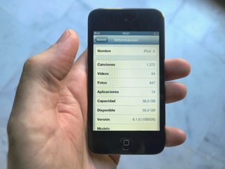 IPOD TOUCH 4oGEN 64GB