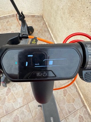 Monopattino elettrico Segway Ninebot E2 Plus