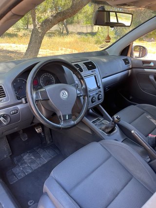 Volkswagen Golf 2005