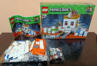 LEGO Minecraft 21145 "Calavera de la lucha"