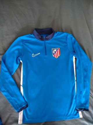 Lote Ropa Atlético de Madrid Niño Talla L 147-158