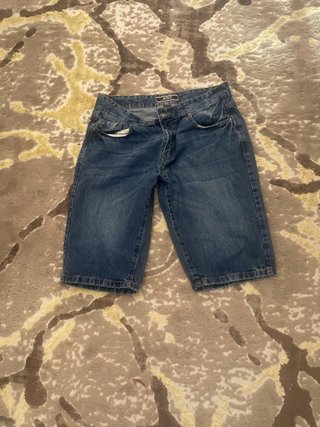 Pantalón corto vaquero talla 44/34