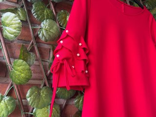 T. 40. Vestido rojo corte en A. Nuevo con etiqueta
