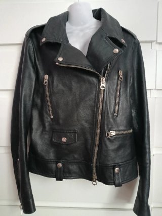Chaqueta de cuero muy suave