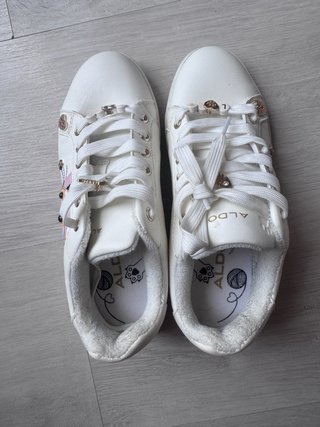 Zapatos Aldo Blancos con Dibujos