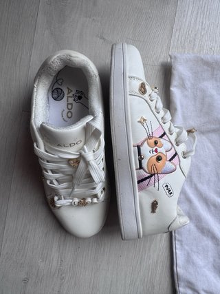 Zapatos Aldo Blancos con Dibujos