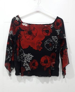 Camiseta gasa floral encaje lateral