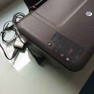 Impresora HP Deskjet 2050 Multifunción