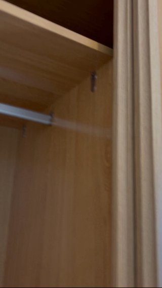 Armario empotrado madera desmontado