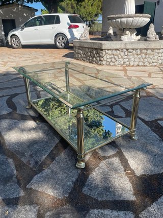 Mesa Centro Cristal y Metal Dorado