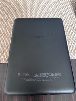 Kindle 10ª Gen 16GB + Custodia Nera