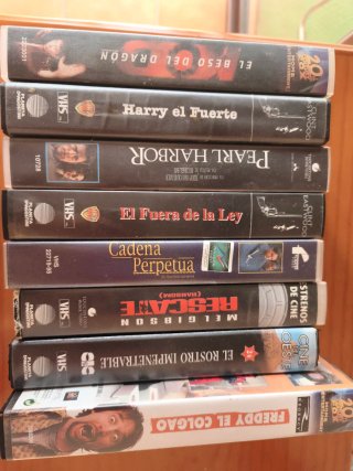 Lote 8 Películas VHS (Acción, Crimen, Guerra)