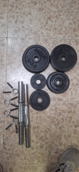 Mancuernas y discos de pesas