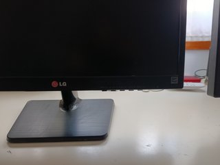 Monitor LG Flatron 20" LED VGA