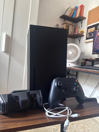 Xbox Series X+Mando Original y cargador de bateria