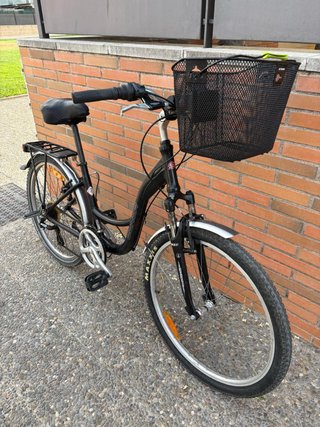 Bicicleta de la marca Conor Shimano de 26”.