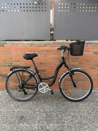 Bicicleta de la marca Conor Shimano de 26”.