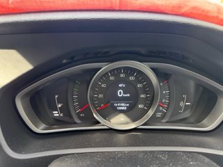 Volvo V40 2015