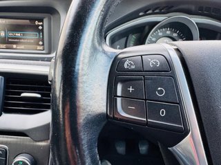 Volvo V40 2015