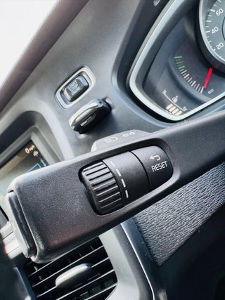 Volvo V40 2015