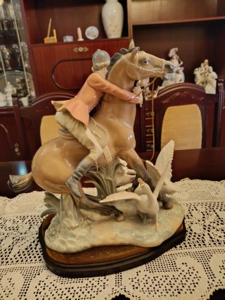 Figura Lladro Sálvese quien pueda