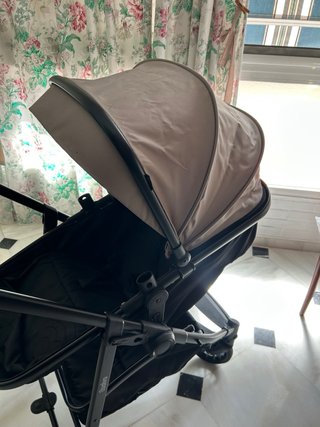 Carro de bebé y silla de coche