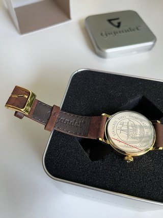 Reloj Gigandet Dorado y Marrón