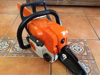 Motosierra Stihl MS 170.