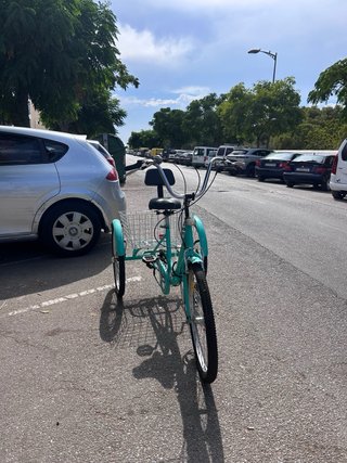 Triciclo Turquesa Vintage