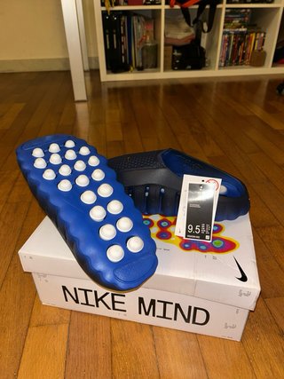 Nike Mind 001