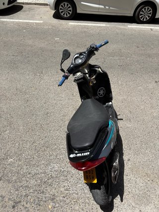 Yamaha Jog RR Negra