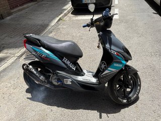 Yamaha Jog RR Negra