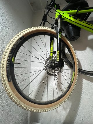 Bicicleta Cube Attention SL 29