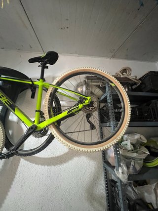 Bicicleta Cube Attention SL 29