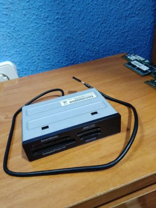 Lettore Schede Memoria 5 in 1