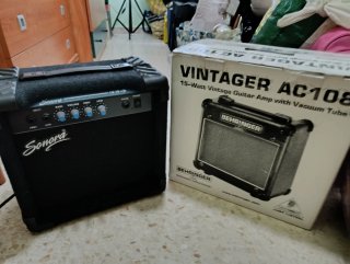 Amplificador Behringer VINTAGER AC108