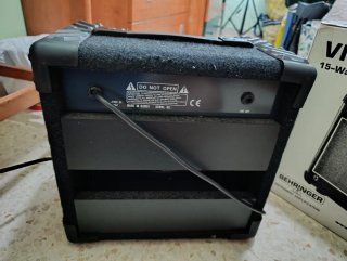 Amplificador Behringer VINTAGER AC108