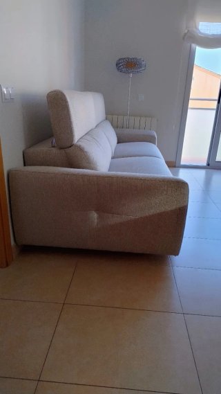 Sofa 2 plazas como nuevo