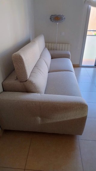 Sofa 2 plazas como nuevo